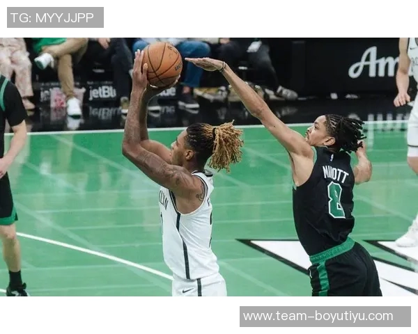 小迈克尔波特半场火力全开五记三分狂砍17分助球队争胜