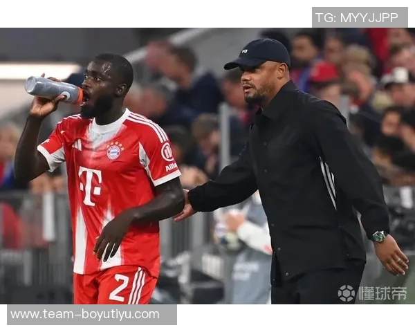 法尔克透露拜仁续约于帕梅卡诺签字费不会达到戴维斯水平