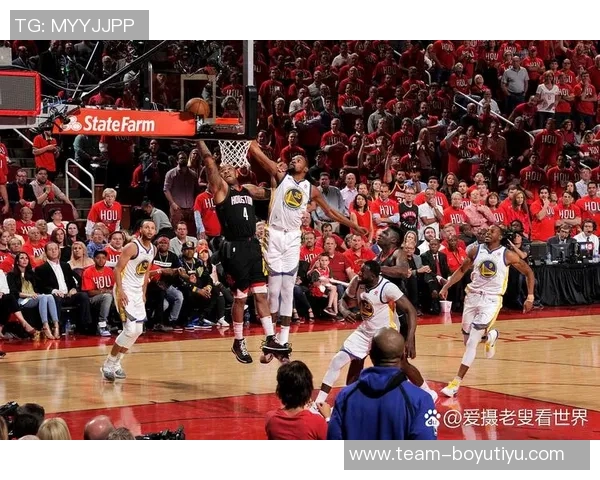 火箭队比赛稀缺令人怀念球迷期待球队重返赛场的热情与激情