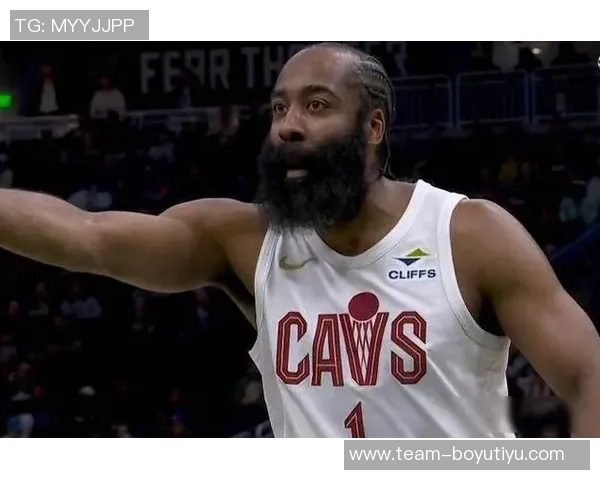 哈登状态回暖半场表现亮眼连得8分助球队提升士气